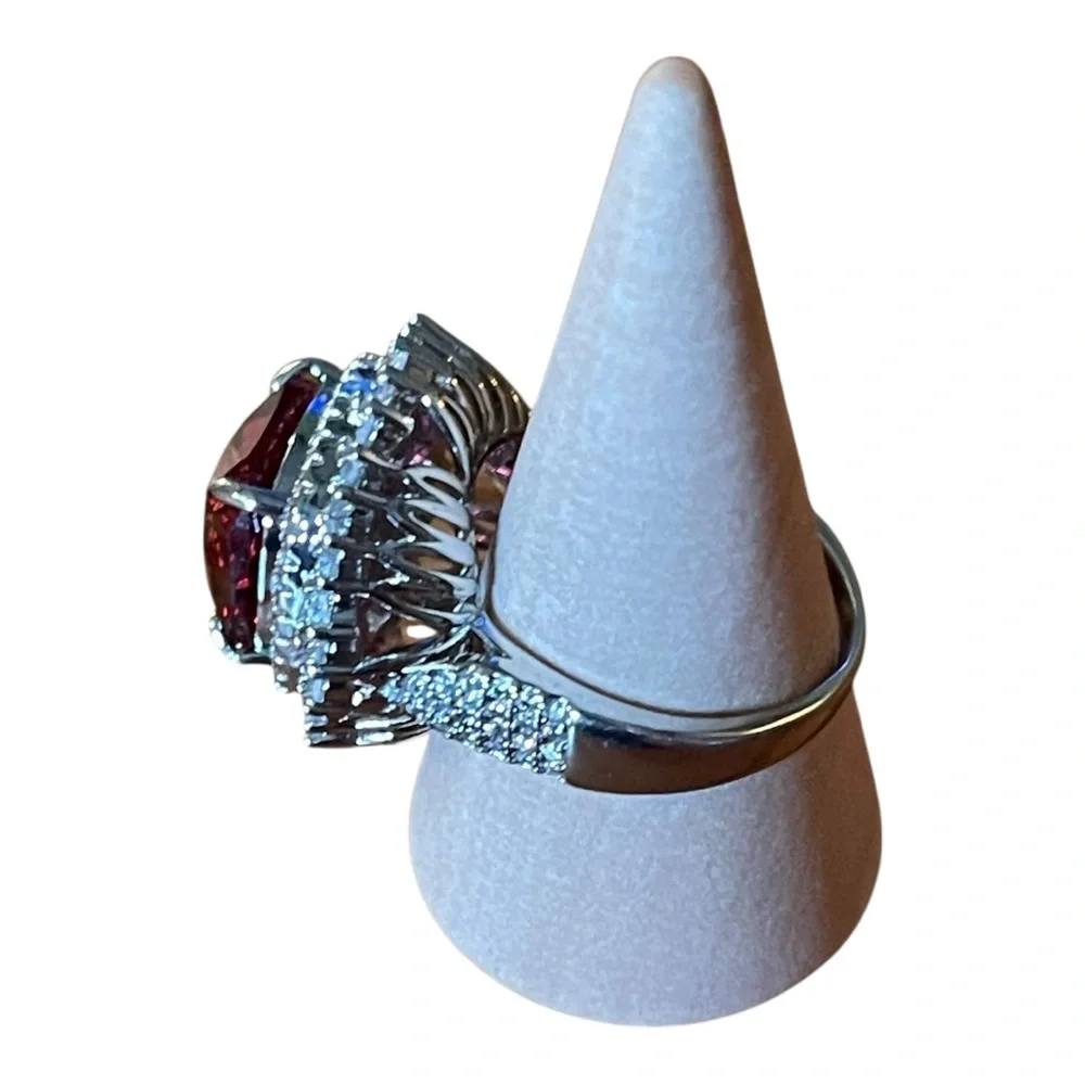 Sterling Silver Crystal Ring. Red. Gorgeous!